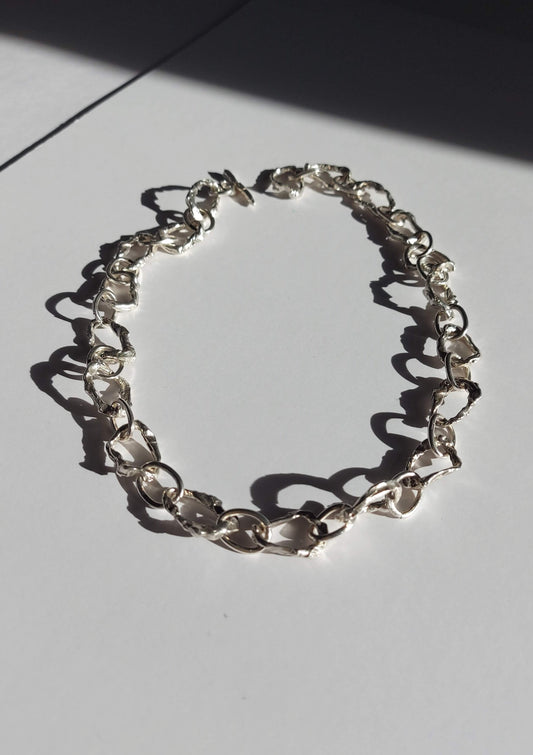 Oyster World chunky silver necklace