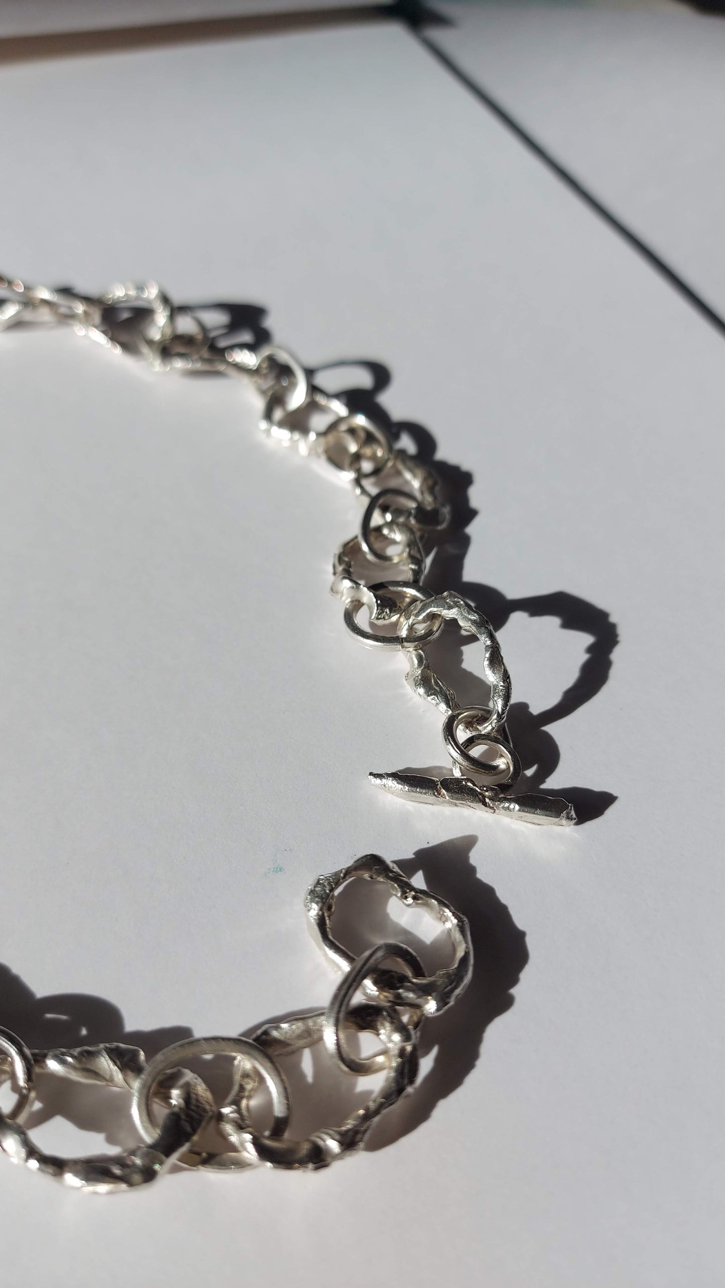 Oyster World chunky silver necklace