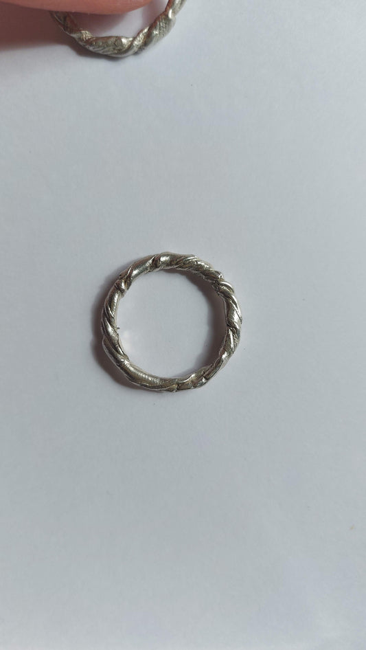 Textural twisted silver ring n°001 size 56