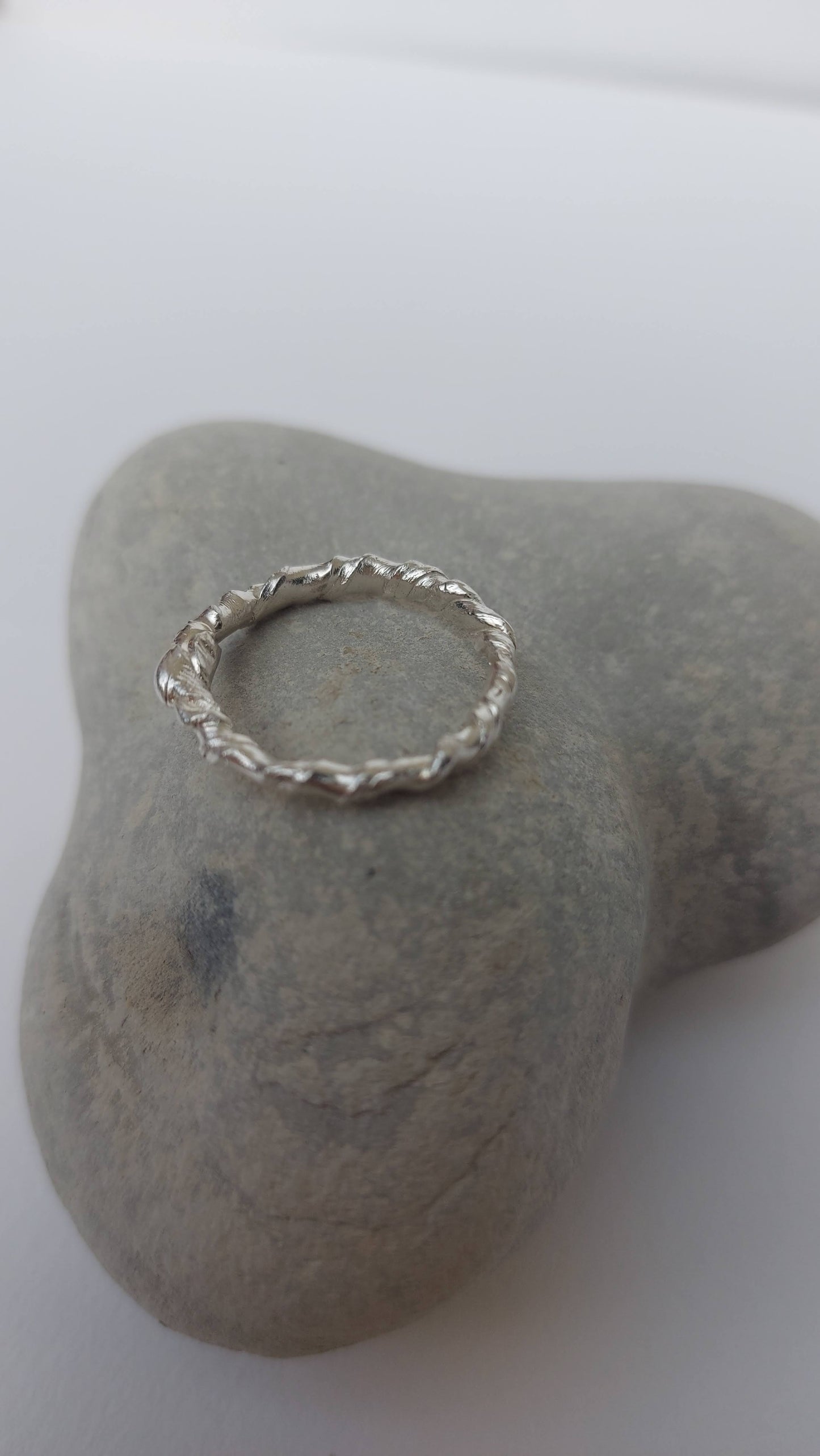 Textural twisted silver ring n°010 size 50.5