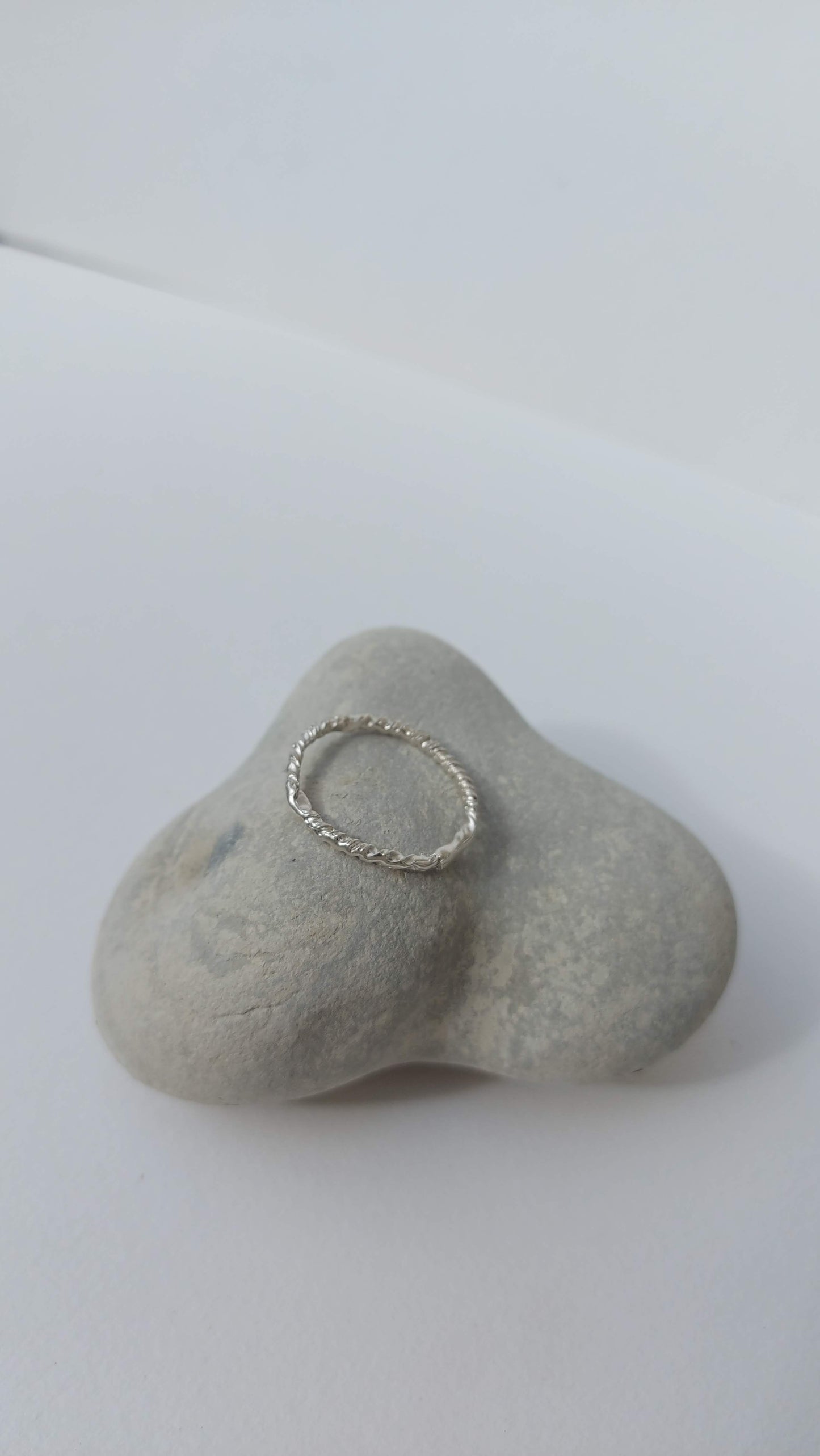 Textural twisted silver ring n°012 size 61