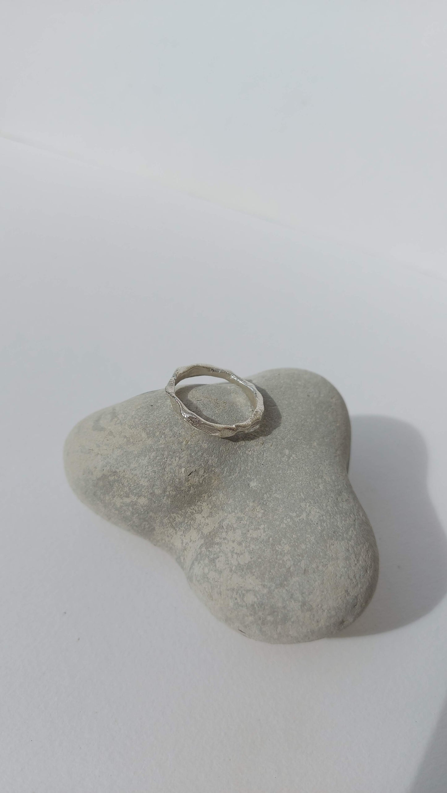 Textural twisted silver ring n°016 size 58