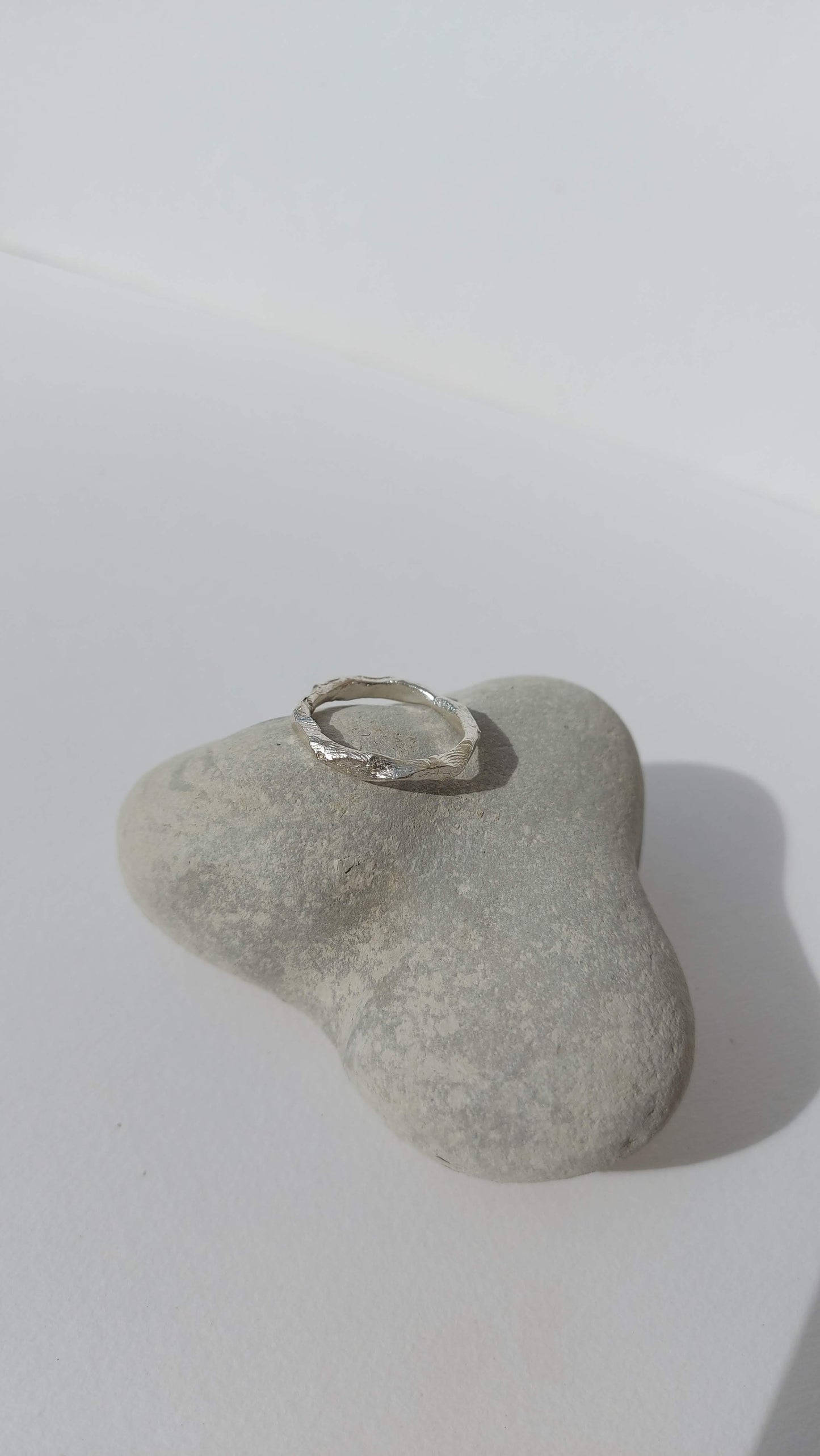 Textural twisted silver ring n°016 size 58